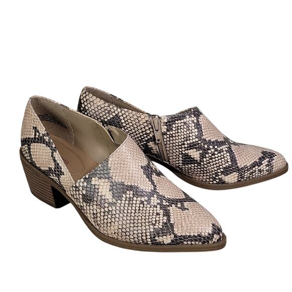 Maurices Amanda Snakeprint Slip On Ankle Boots Womens Size 8 - Picture 1 of 13